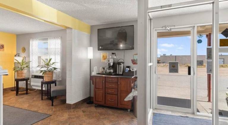 1st Choice Inn of Rawlins — photo 4