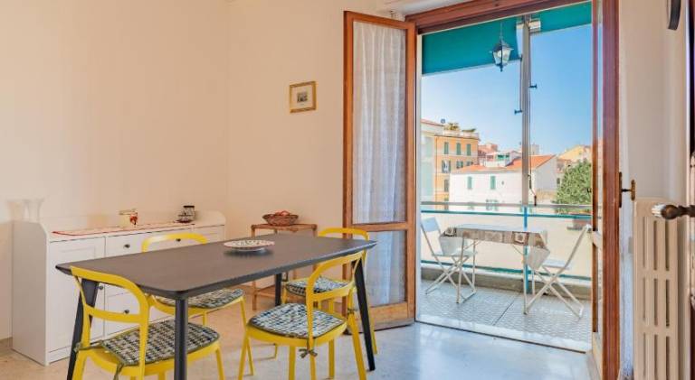 Holiday apartment with 2 rooms for 5 persons — photo 3