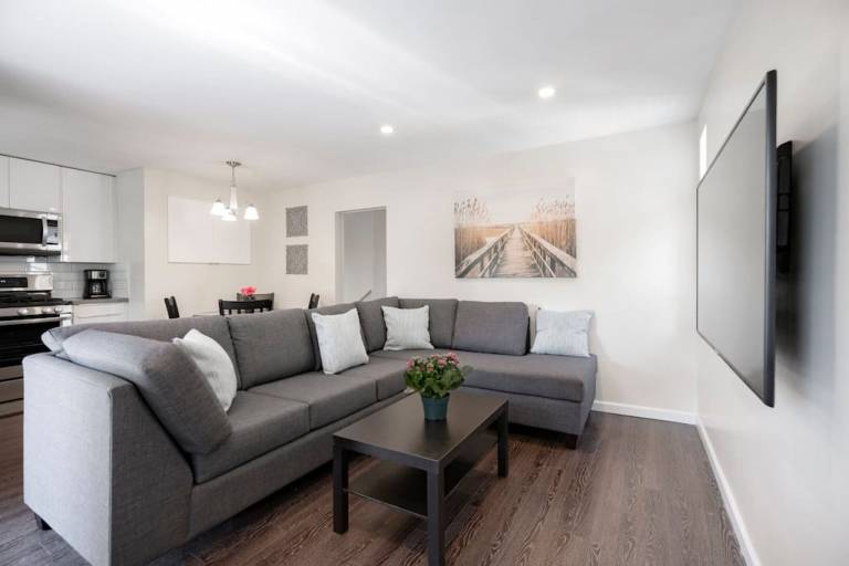 Apartment Kitsilano
