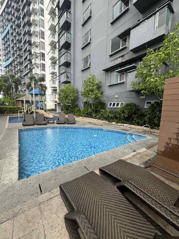 Charming vacation home with terrace | Pets are welcome in Quezon City