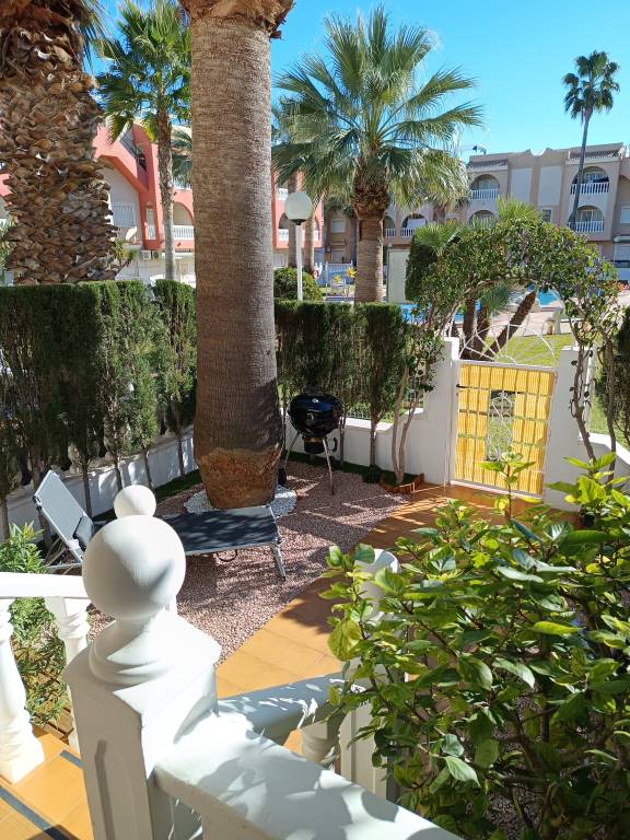 Duplex Apartment 'El Divino' with Shared Pool, Wi-Fi, and Air Conditioning — photo 2
