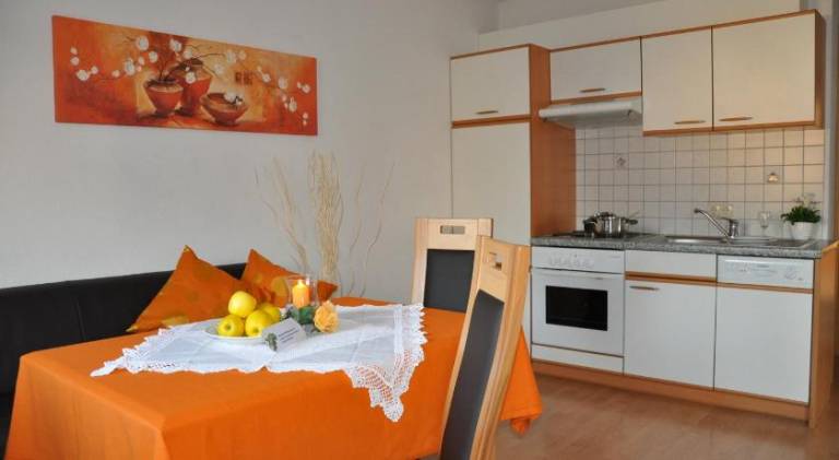 Farm with terrace, barbecue & private pool | Pet-friendly — photo 3