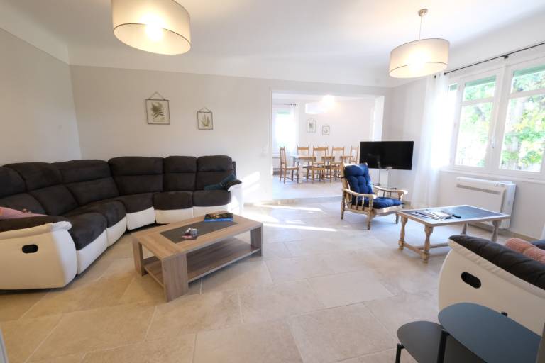 Family-friendly charming villa with garden, private pool & barbeque | Pet-friendly — photo 3