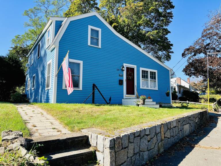 House Salem