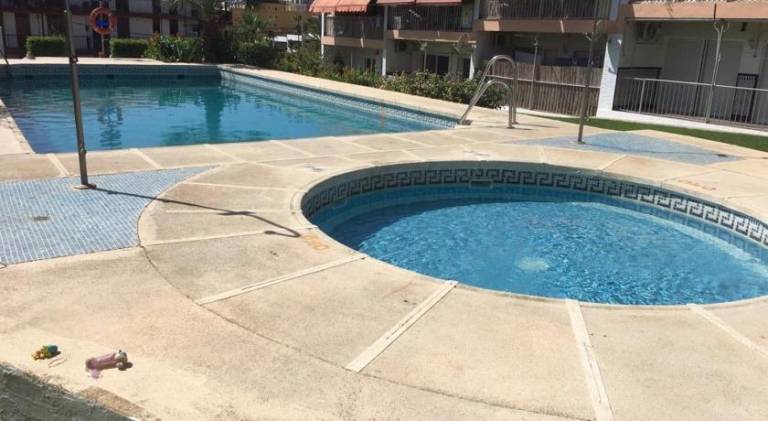 Wonderful apartment with pool, yard & patio | Perfect for remote work | Pets allowed — photo 4