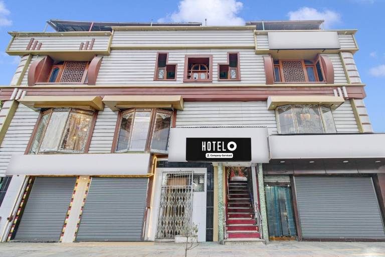 Hotel O Residency Road Srinagar