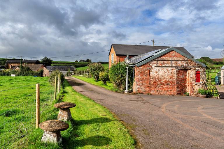 Family-friendly cottage with garden | Pet-friendly — photo 2