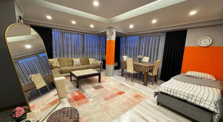 Serviced apartment with terrace — photo 2