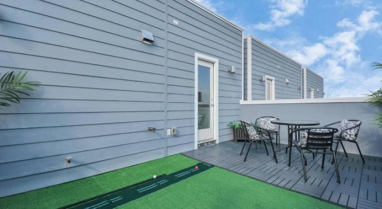 Fully equipped ample vacation home with patio | Perfect for remote work | Pet-friendly — photo 4