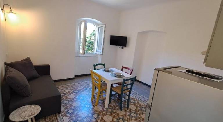 Apartment with garden — photo 2