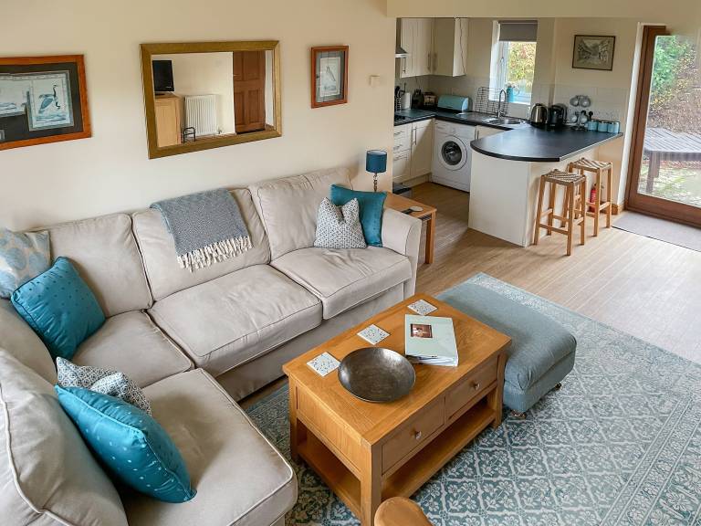 Child-friendly beautiful cottage with barbeque & yard | Pets allowed — photo 4