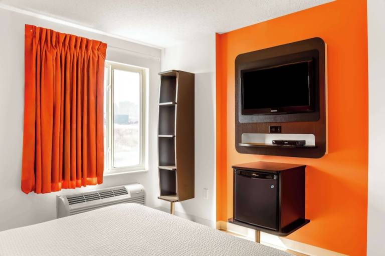 Motel  Swift Current