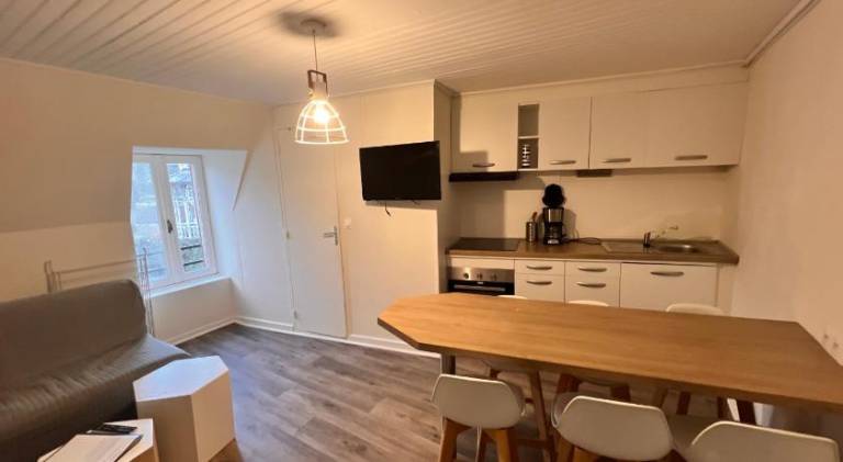 Holiday apartment with 2 rooms for 6 persons — photo 4