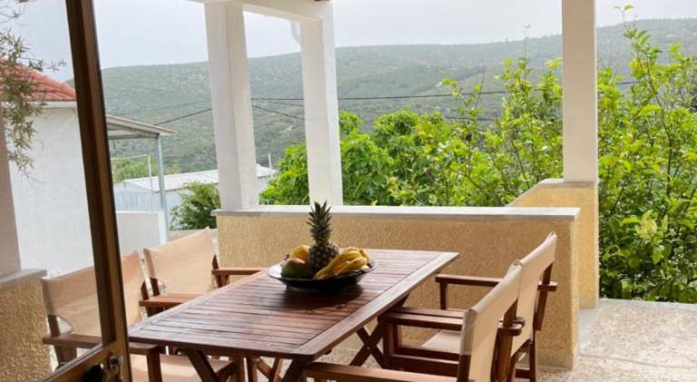 Rental apartment with terrace & garden — photo 4