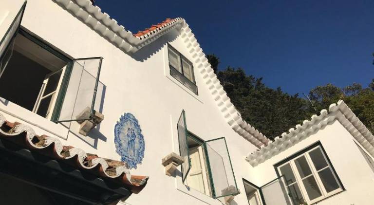 Vacation home with barbecue, terrace & garden in Sintra