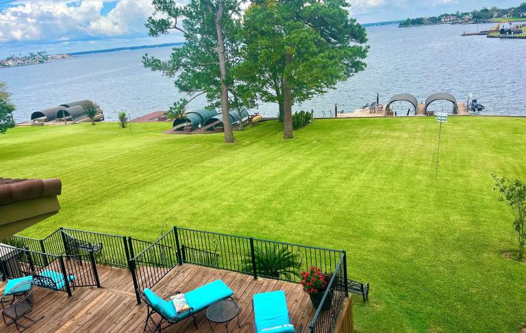 House Lake Conroe