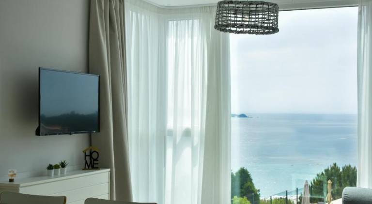 Lovely rental apartment with garden, BBQ & patio | Next to the beach | Pet-friendly — photo 2