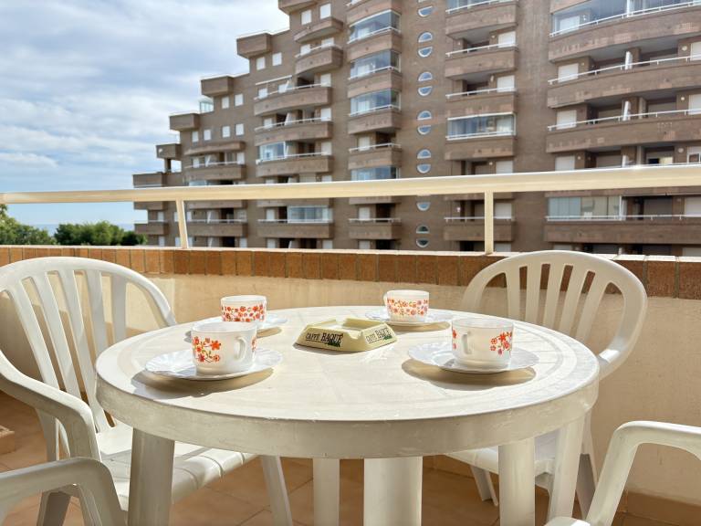 Charming holiday apartment with pool & patio | Sea view | Beach nearby | Dogs allowed — photo 2