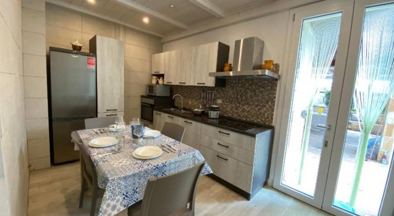 House with terrace, yard & pool | Next to the beach | Dogs allowed — photo 4