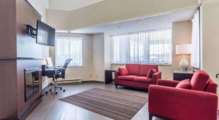 Comfort Inn — photo 2