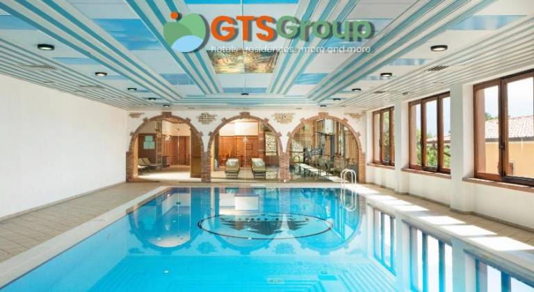 Serviced apartment with sauna, jacuzzi & patio | Pets allowed in Tignale