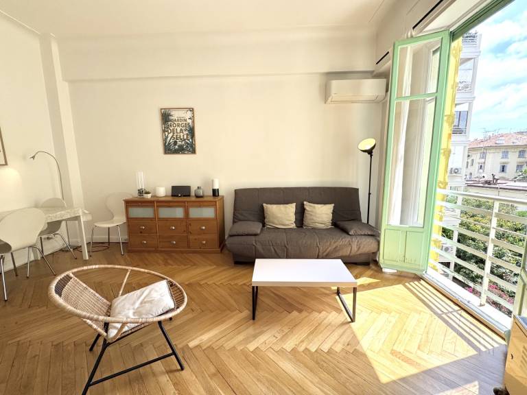 Fully equipped charming holiday apartment | Next to Russian Orthodox Cathedral | Next to the beach | Pets allowed — photo 2