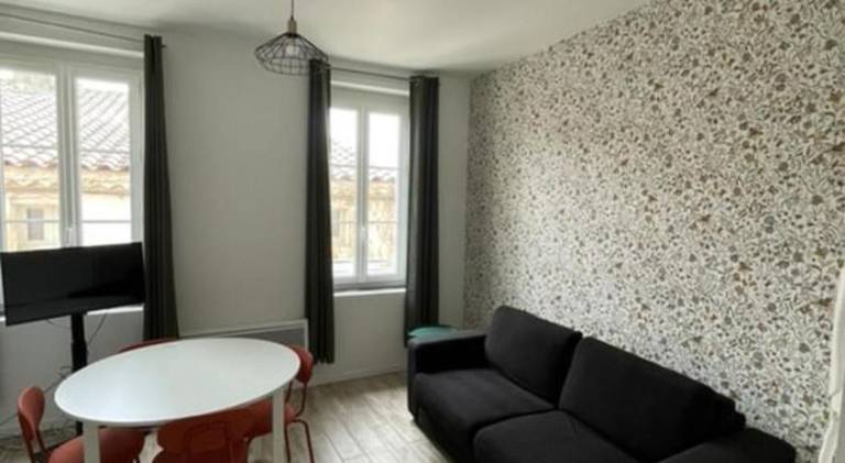 Holiday apartment with 1 room for 4 persons in Narbonne