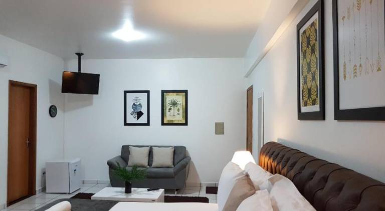 B & A Suites Inn Hotel - Quarto Luxo Ambar — photo 5