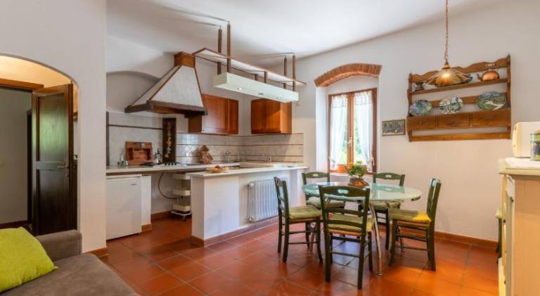 Nice farm with jacuzzi, patio & barbeque | Pet-friendly — photo 3