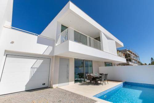 Villa  Lagos