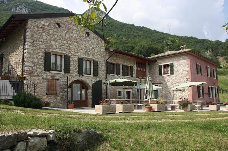 Privatzimmer Caprino Veronese