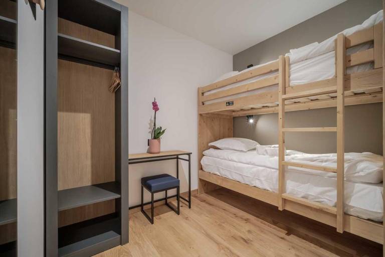 Wifi, resort center, swimming pool, sauna, hammam, balcony, tv, ski locker, 97m², Tignes — photo 2