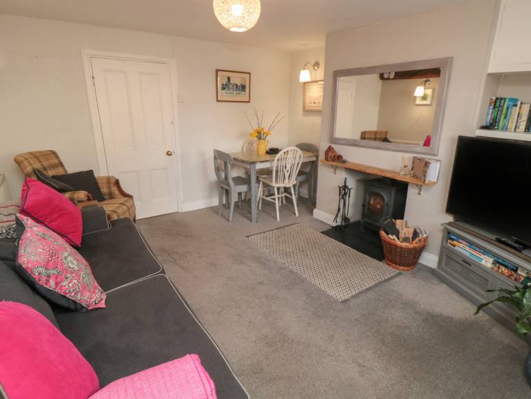Child-friendly cottage with garden | Pets allowed — photo 3