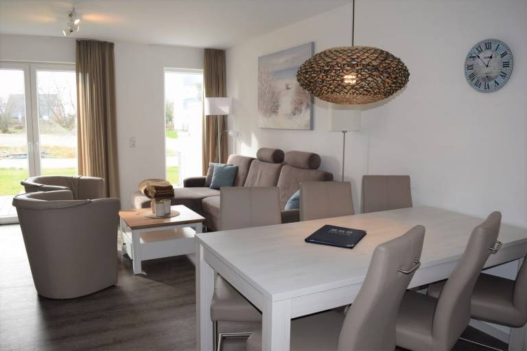 Modernes Ferienhaus, Kamin, Sauna, Süd-Terrasse, Loggia mit Meerblick, Haustiere — photo 3