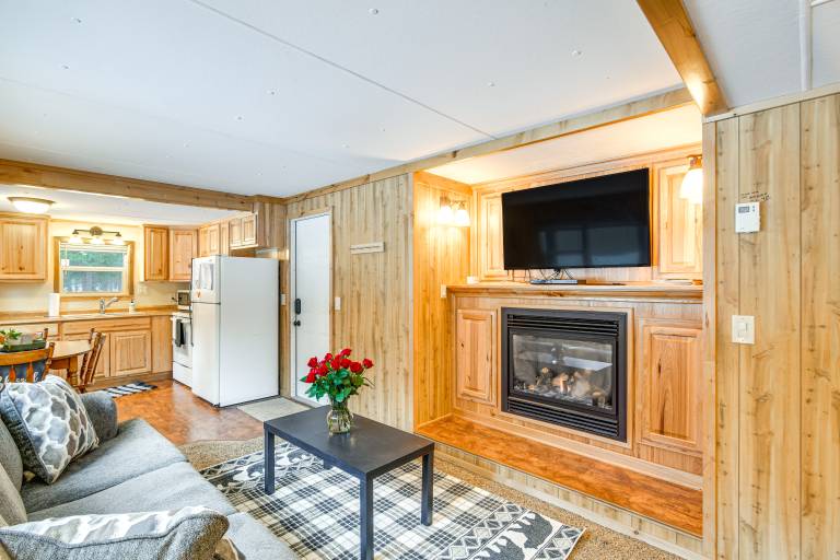 Cozy Island Park Getaway By ATV Trails & Reservoir — photo 5