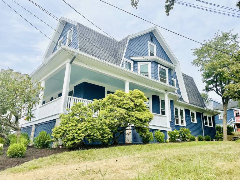 Apartment  Pawcatuck
