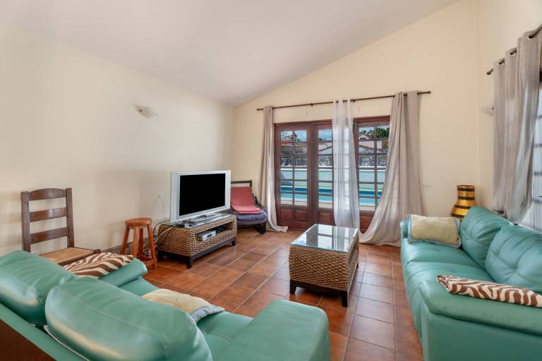 Holiday Accommodation "3-Bedroom Villa in Golf del Sur" — photo 3