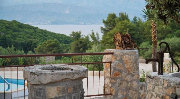 Charming villa with pool | Good for workation | Dogs allowed — photo 4