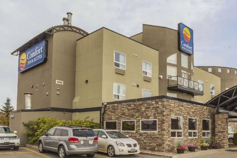 Comfort Inn & Suites