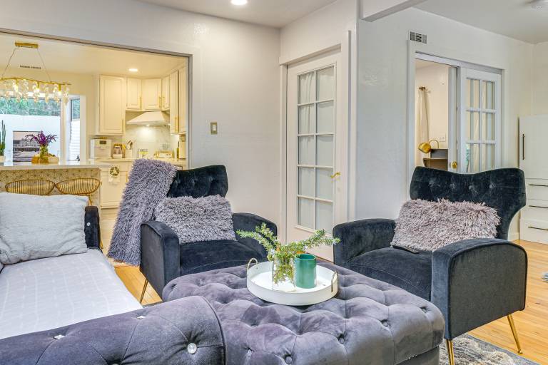 Work & Relax! Updated Walnut Creek Home w/ Office — photo 5