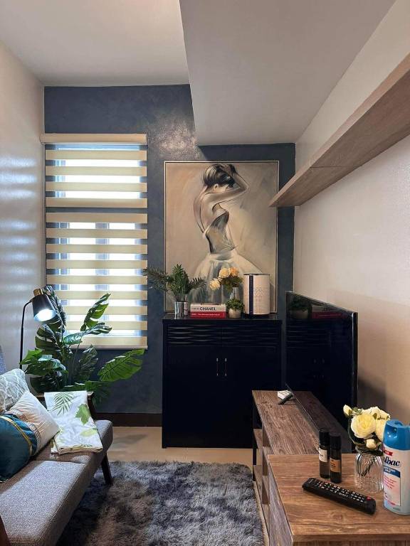 Pleasant apartment with pool & garden | Suitable for remote work | Dogs allowed in Quezon City