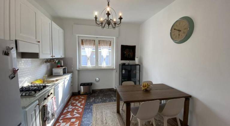 Holiday apartment with 2 rooms for 4 persons in Pineto