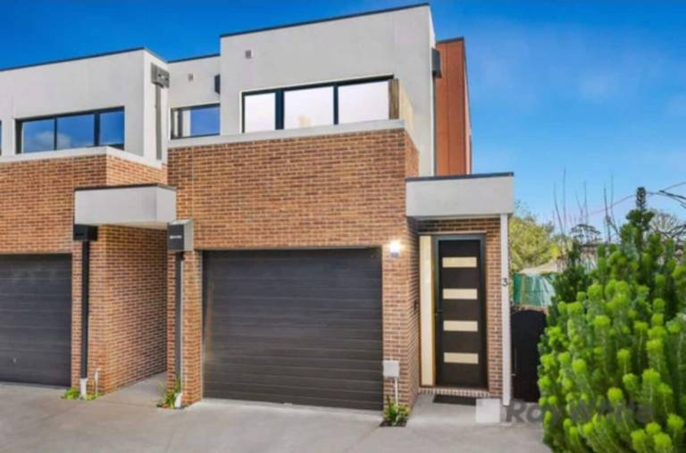House Dandenong