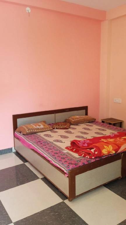 Cafe Destiny; Mountain view Room with Washroom — photo 2