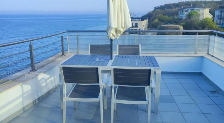 Apartment with 1 room for 4 persons — photo 3