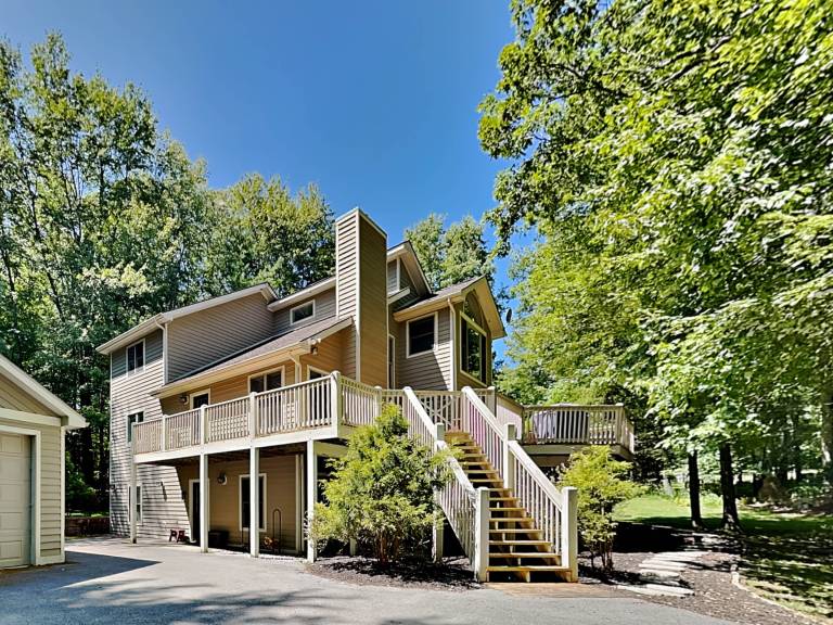 Black Bear Lodge in Deer Park, MD