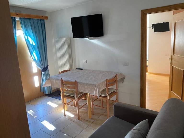 Apartment "Piz Orsera" with Mountain View, Garden & Wi-Fi — photo 5