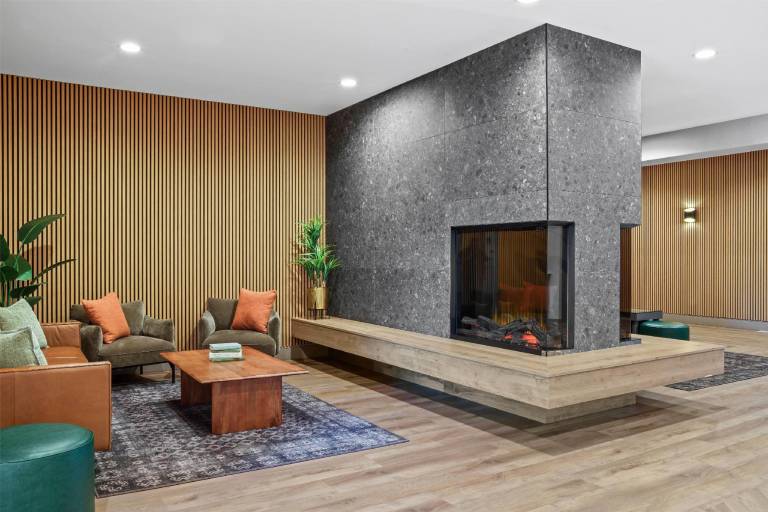 Ramada by Wyndham Drumheller Hotel & Suites — photo 3