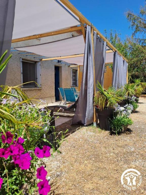 Gite with terrace & garden — photo 5
