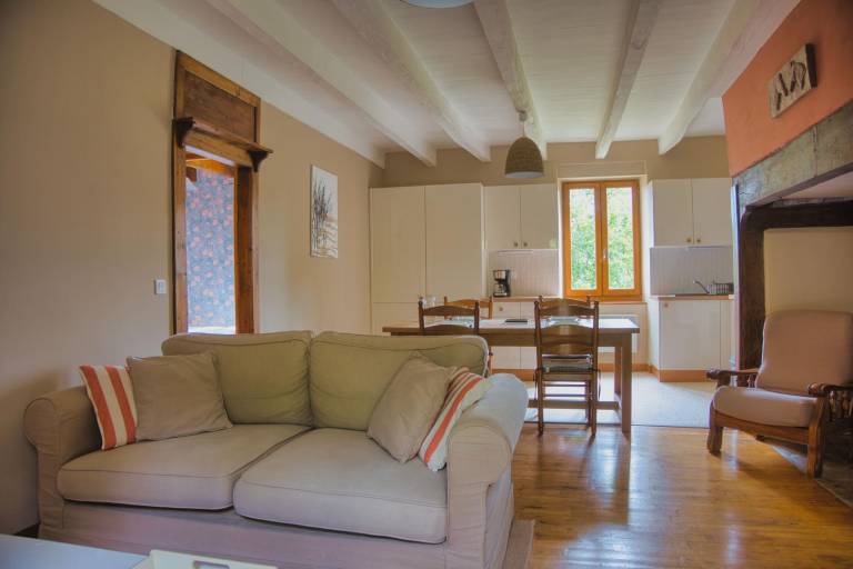 Wonderful gite with terrace, barbecue & yard | Pets allowed — photo 3